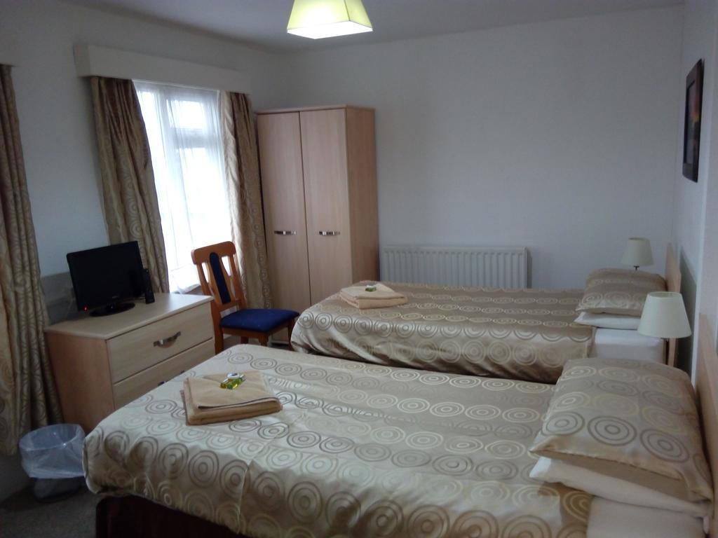 Wayside Cheer Hotel Castel Pokój zdjęcie