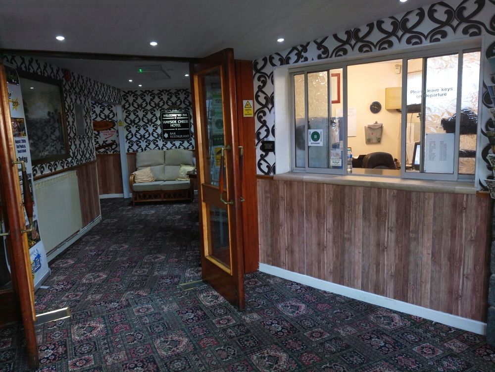 Wayside Cheer Hotel Castel Zewnętrze zdjęcie